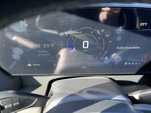 New 2026 Chevrolet Traverse LT image 12