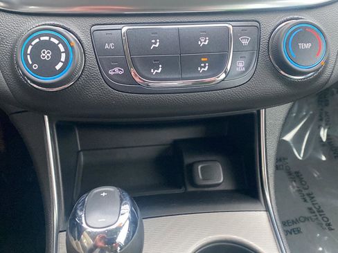 Used 2016 Chevrolet Impala LS image 10