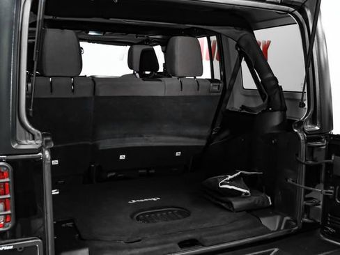 Used 2016 Jeep Wrangler Unlimited Sport image 49