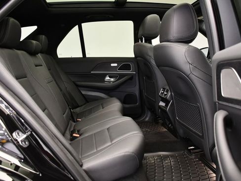Used 2025 Mercedes-Benz GLE 350 4MATIC image 56