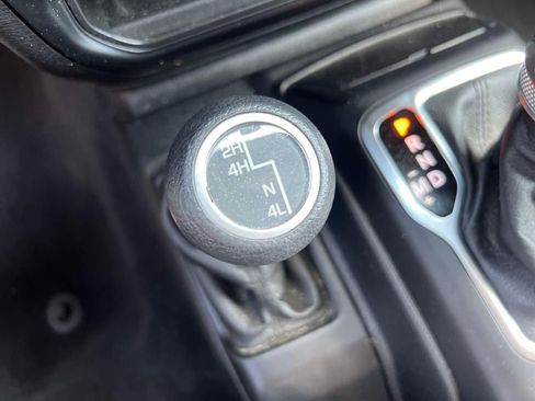 Used 2021 Jeep Wrangler Unlimited Sport image 18