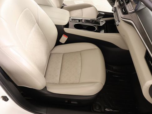 Used 2023 Nissan Altima 2.5 SL FWD image 13