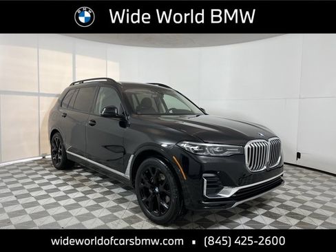 Used 2022 BMW X7 xDrive40i w/ Premium Package image 1