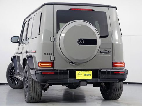 Used 2021 Mercedes-Benz G 550 w/ AMG Line image 6