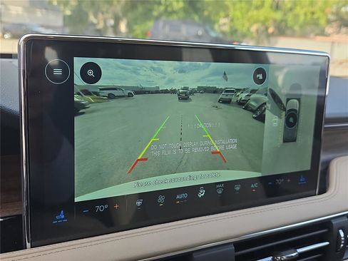 New 2026 Lincoln Corsair Reserve FWD image 17