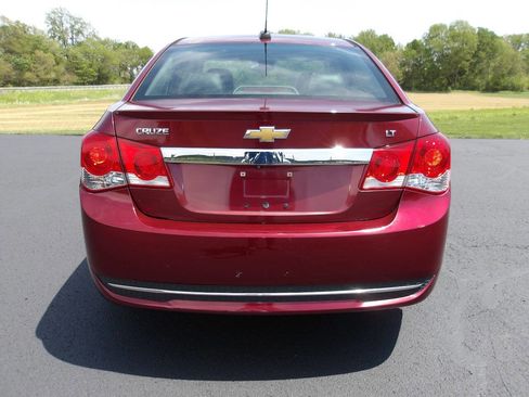 Used 2016 Chevrolet Cruze LT w/ Sun, Sound and Sport Package FWD image 4