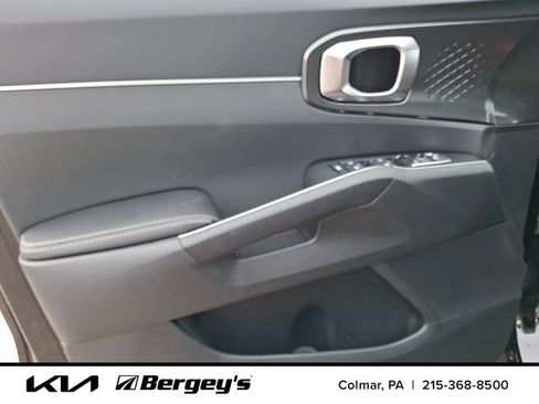 Used 2026 Kia Sorento EX AWD/4WD image 10