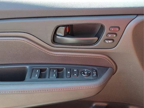 Used 2018 Honda Odyssey EX-L image 15
