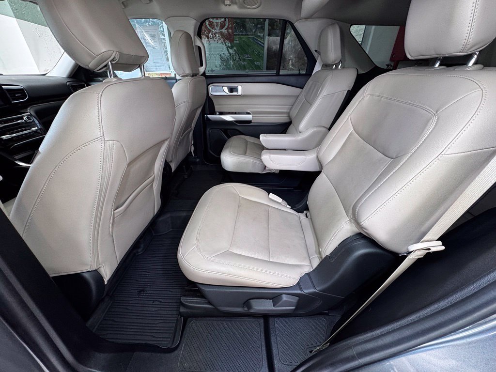 Used 2022 Ford Explorer Limited AWD/4WD image 40