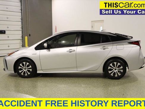 Used 2019 Toyota Prius LE FWD image 5