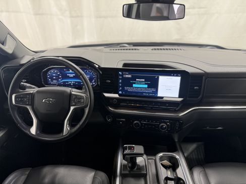 Certified 2023 Chevrolet Silverado 1500 RST w/ Convenience Package II image 15