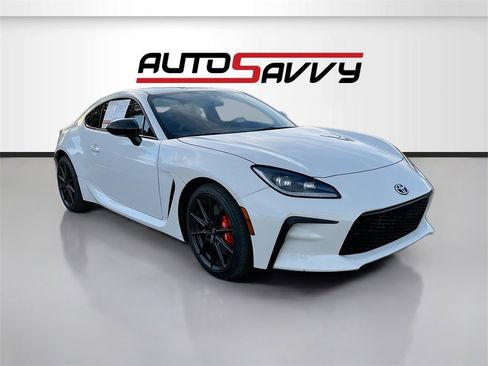 Used 2025 Toyota GR86 Premium image 1