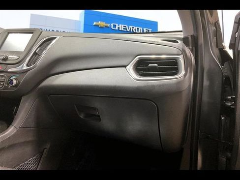 Used 2018 Chevrolet Equinox LT image 24