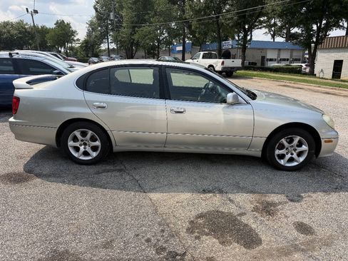 Used 2005 Lexus GS 300 RWD image 4