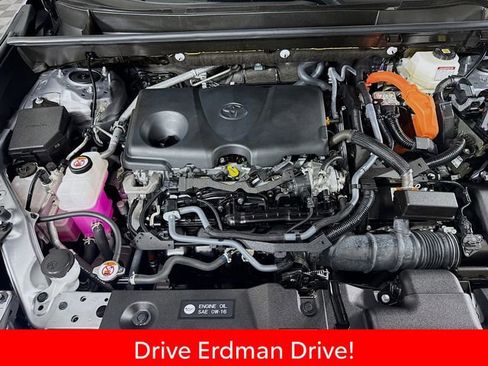 Certified 2025 Toyota RAV4 LE AWD/4WD image 29