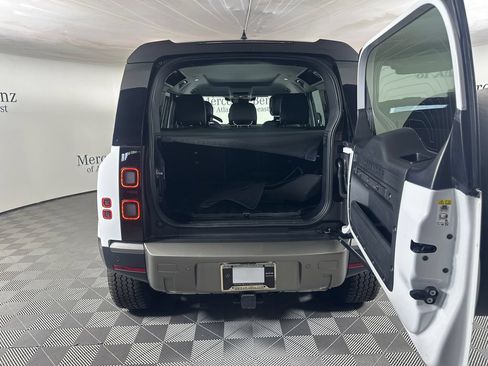 Used 2026 Land Rover Defender 110 S AWD/4WD image 18