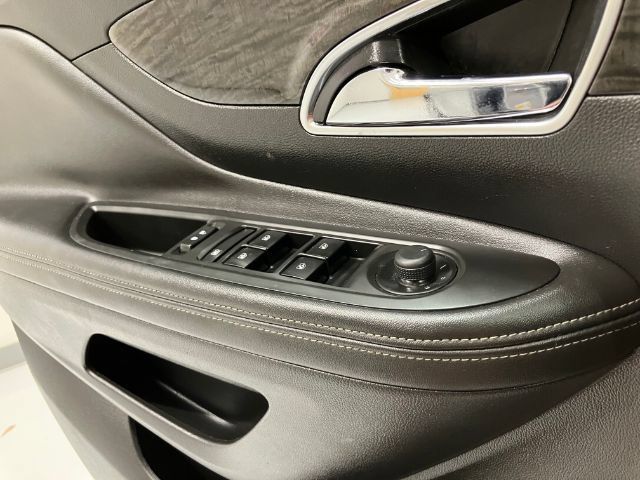 Used 2016 Buick Encore FWD image 36