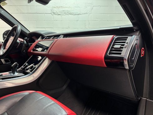 Used 2019 Land Rover Range Rover Sport HSE Dynamic AWD/4WD image 32