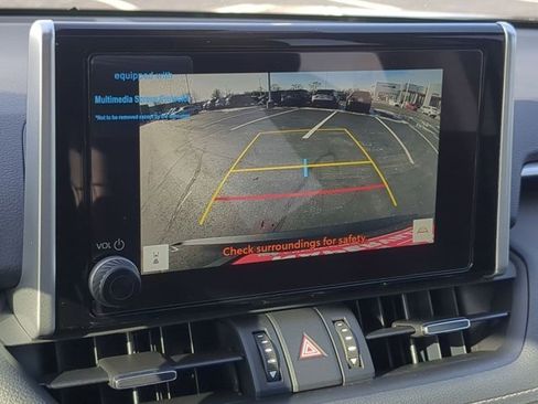 Used 2025 Toyota RAV4 XLE Premium image 13