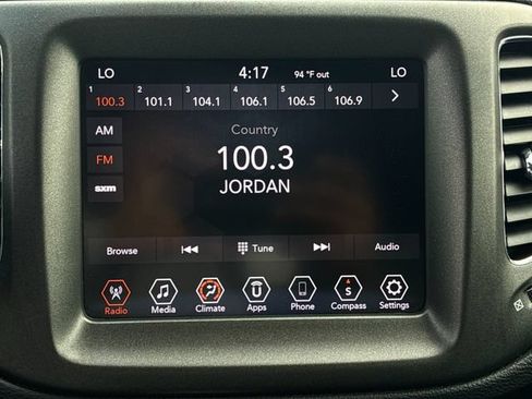 Used 2020 Jeep Compass Trailhawk AWD/4WD image 16