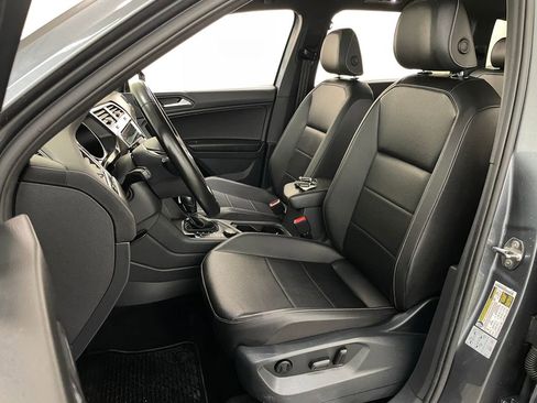 Used 2021 Volkswagen Tiguan SE R-Line image 24