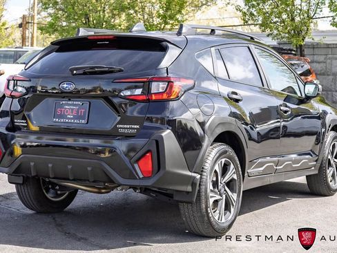 Used 2024 Subaru Crosstrek 2.0i Premium image 16