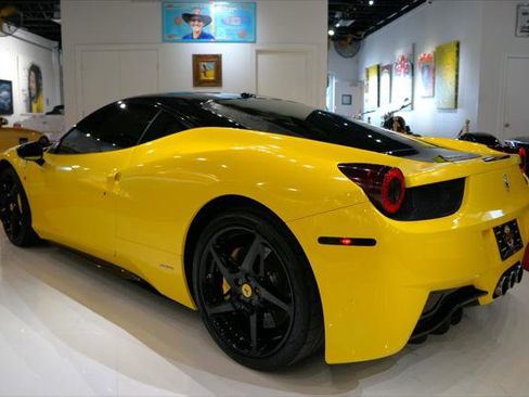 Used 2011 Ferrari 458 Italia Coupe image 6