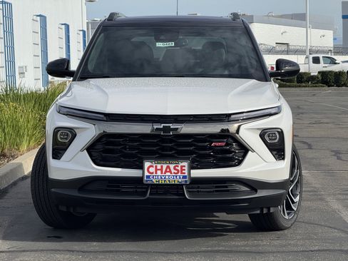 New 2026 Chevrolet TrailBlazer RS w/ Convenience Package image 2