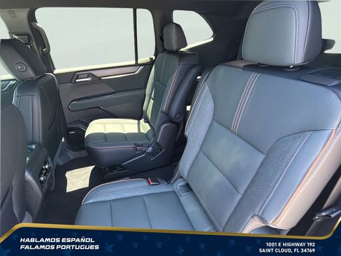 New 2026 GMC Acadia AT4 w/ Luxury Package AWD/4WD image 23