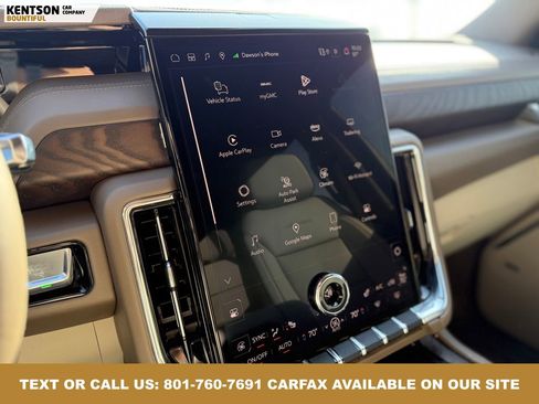 Used 2025 GMC Yukon XL Denali image 32