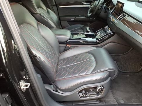 Used 2017 Audi S8 Plus w/ Dynamic Package image 7
