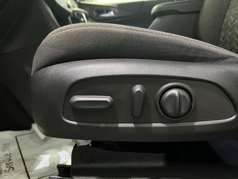 Used 2022 Chevrolet Equinox LT FWD image 38