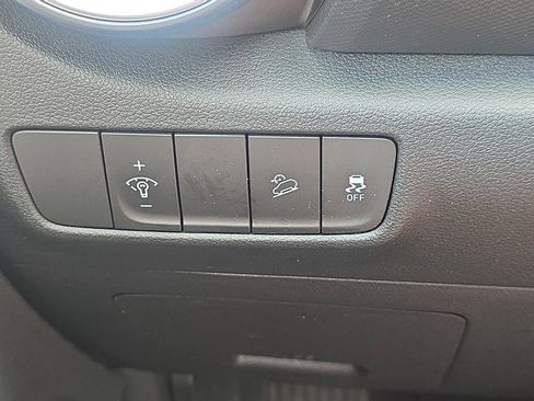 Used 2023 Hyundai Kona SEL AWD/4WD image 26