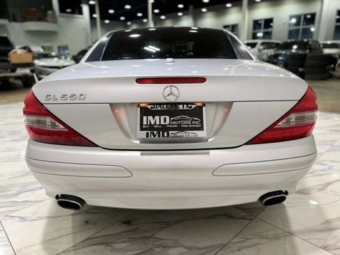 Used 2008 Mercedes-Benz SL 550 w/ P1 Pkg image 5