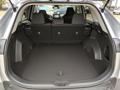 Used 2020 Toyota RAV4 LE image 13