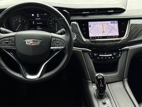Certified 2023 Cadillac XT6 Premium Luxury w/ Technology Package FWD image 17