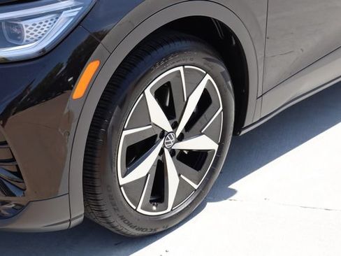 Used 2025 Volkswagen ID.4 Pro S RWD image 2