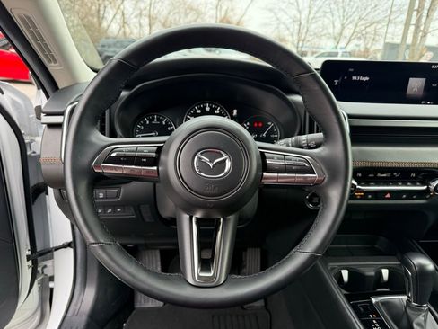 Used 2025 MAZDA CX-50 AWD 2.5 S w/ Premium Plus Pkg image 11
