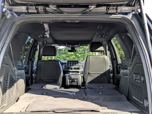 Certified 2021 Chevrolet Tahoe Premier w/ Premium Package AWD/4WD image 32
