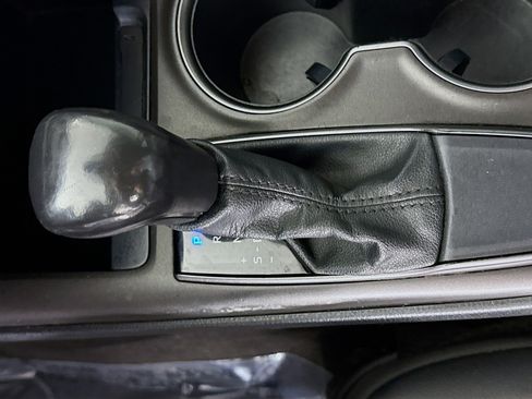 Used 2021 Toyota Camry SE image 20