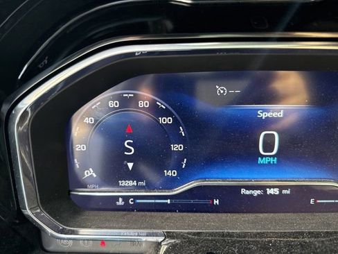 Used 2024 Chevrolet Silverado 1500 LT image 15