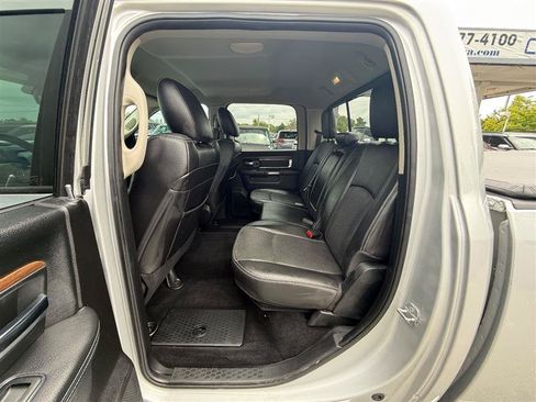 Used 2015 RAM 1500 Laramie w/ Convenience Group AWD/4WD image 20