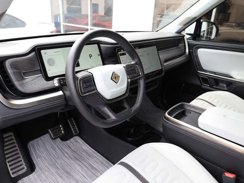 Used 2023 Rivian R1S Adventure AWD/4WD image 2