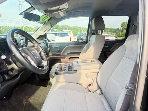 Used 2017 GMC Sierra 1500 SLE w/ SLE Value Package AWD/4WD image 25