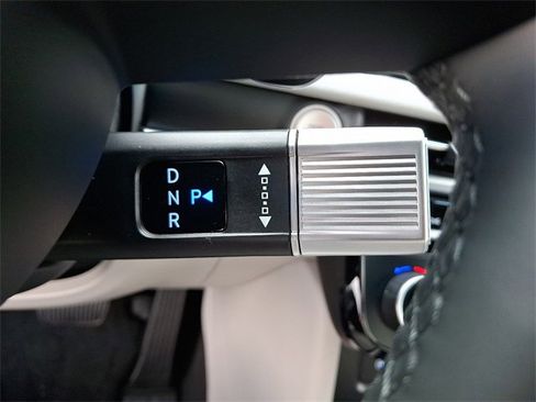 New 2026 Hyundai Tucson Limited image 9