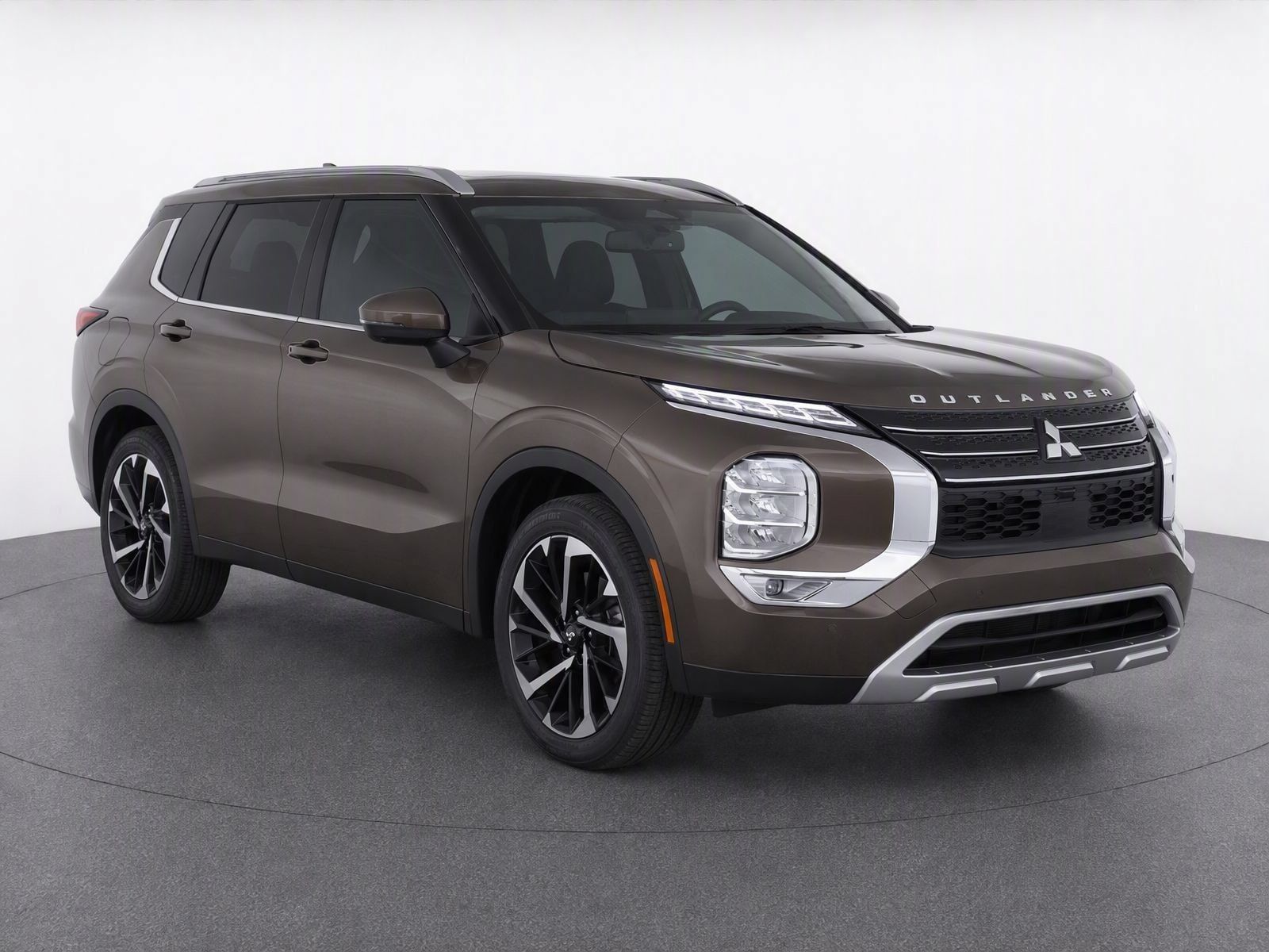 Used 2022 Mitsubishi Outlander SEL FWD image 1