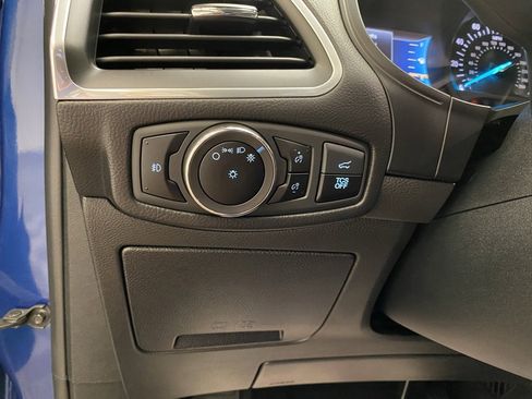 Used 2023 Ford Edge Titanium image 26