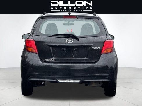 Used 2015 Toyota Yaris 4-Door Hatchback FWD image 5