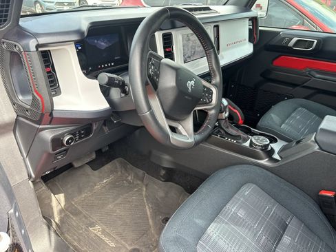 Used 2023 Ford Bronco Heritage Edition AWD/4WD image 13