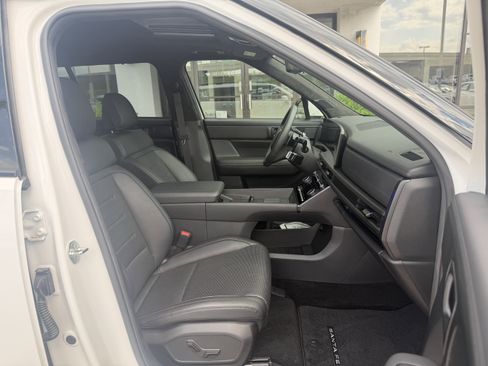 Used 2025 Hyundai Santa Fe Calligraphy AWD/4WD image 23